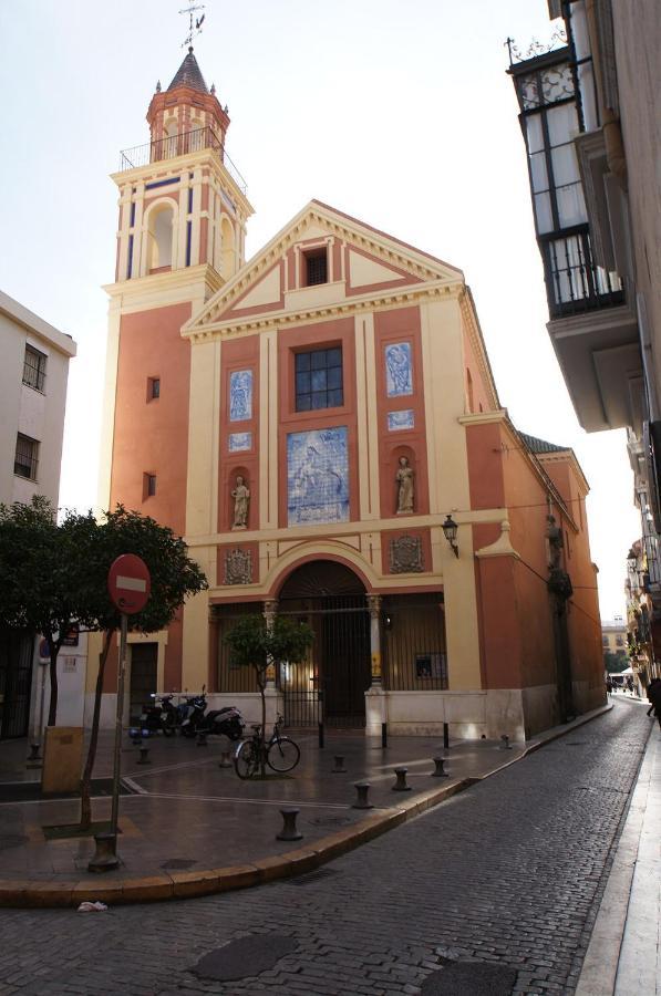 Apartamento Levies Sevilla Exteriér fotografie